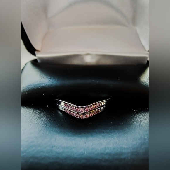 Womans White Gold Pink Sapphire Wedding Band Set (2) - Picture 5 of 10